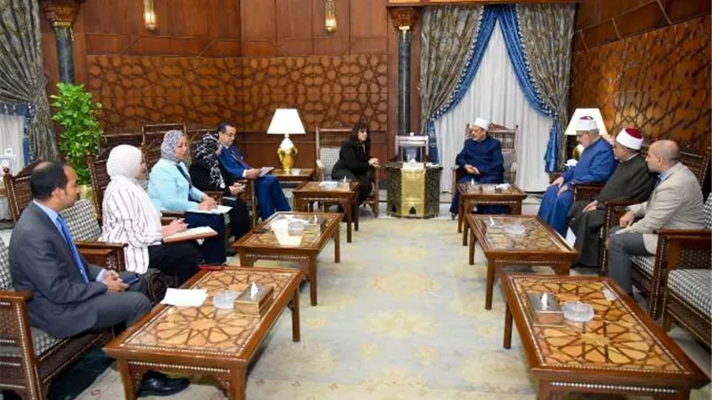 شيخ الأزهر : حريصون على التوعية بوسطية الإسلام ونبذ التطرف في العالم
