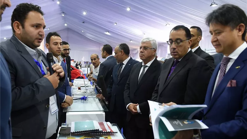 مدبولي يتفقد معرض مصر الأول لحقوق الملكية الفكرية