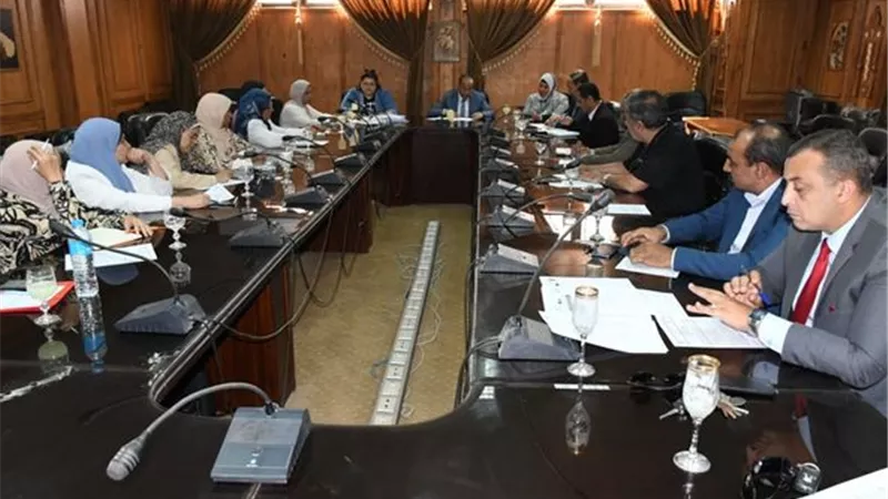 مجلس التعليم والطلاب بجامعة القناة يناقش الاستعداد للعام الجديد
