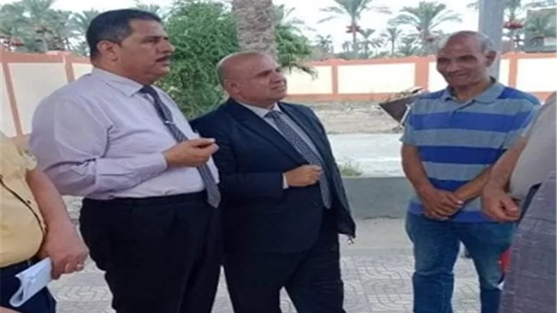 وكيل تعليم دمياط يتفقد استعدادات مدارس كفر البطيخ لبدء العام الدراسي