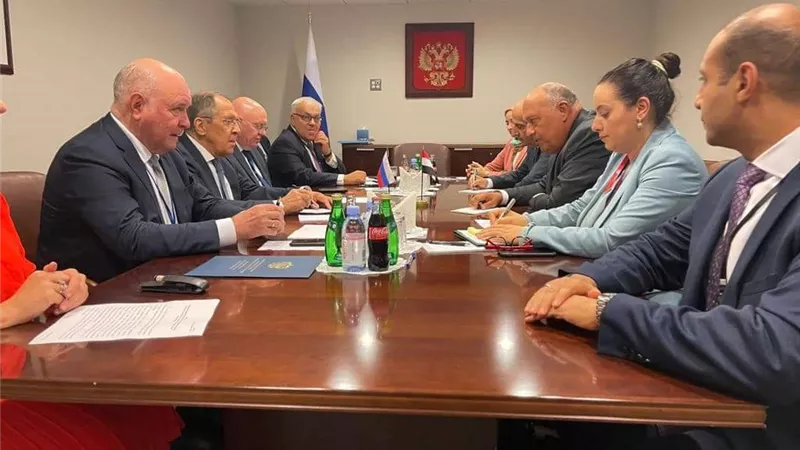 الأزمةالليبية والاوضاع في العراق وسوريا.. تفاصيل لقاء شكري و لافروف