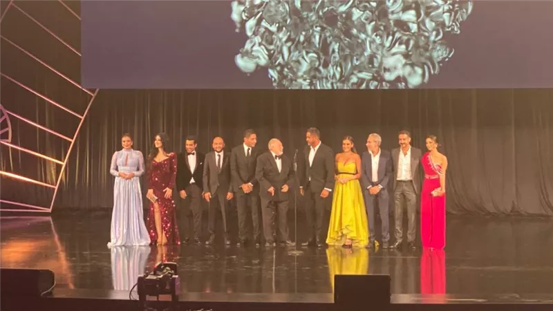 جوائز مهرجان القاهرة للدراما: فوز منة شلبي وأحمد أمين بجائزة الأفضل