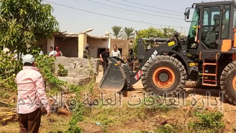 الموجة 20..إزالة13 تعديا عل أراضي الدولة بابوصوير الإسماعيلية