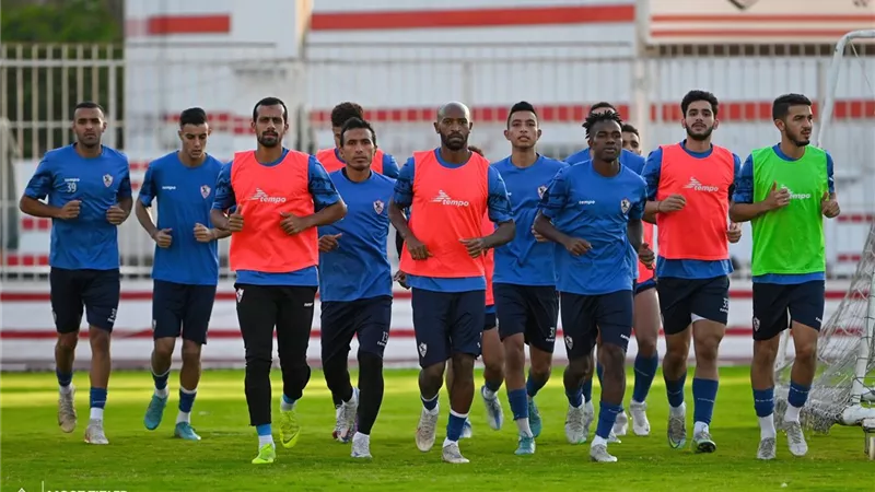 تدريبات بدنية قوية للاعبي الزمالك استعدادا لمواجهة إيليكت التشادى