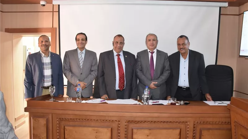 رئيس جامعة الأقصر يشارك في احتفالية إطلاق الإستراتيجية الوطنية