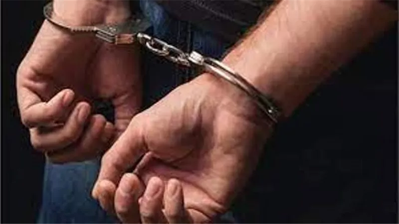 ضبط شخص بـ2219 عبوة بن مجهولة داخل مخزن غير مرخص بالقاهرة
