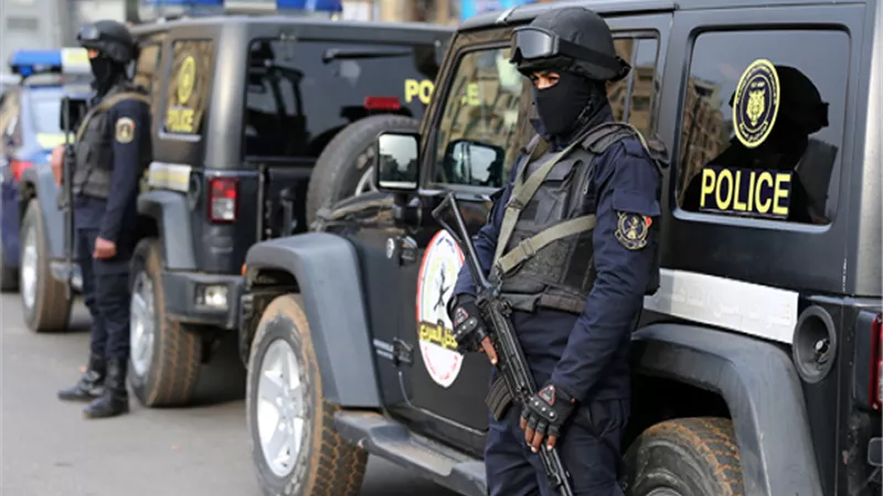 تفاصيل فيديو تعدى بعض الأشخاص على أحد المواطنين بمنطقة مدينة نصر