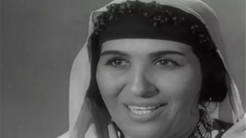 عفريت مراتى وقصر الشوق .. اعمال لا تنسى فى حياة امال زايد