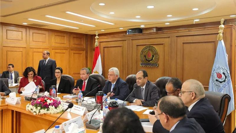 وزير التعليم العالي يوجه الجامعات بسرعة إعلان الجداول قبل بدء الدراسة