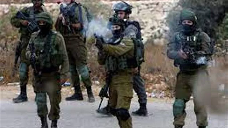 استشهاد شاب فلسطينى وإصابة 3 آخرين برصاص الاحتلال فى نابلس
