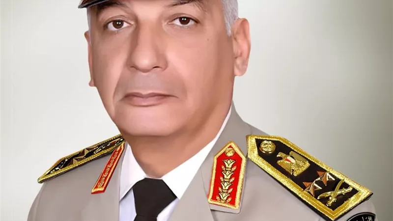 وزير الدفاع يغادر إلى دولة الإمارات العربية المتحدة فى زيارة رسمية