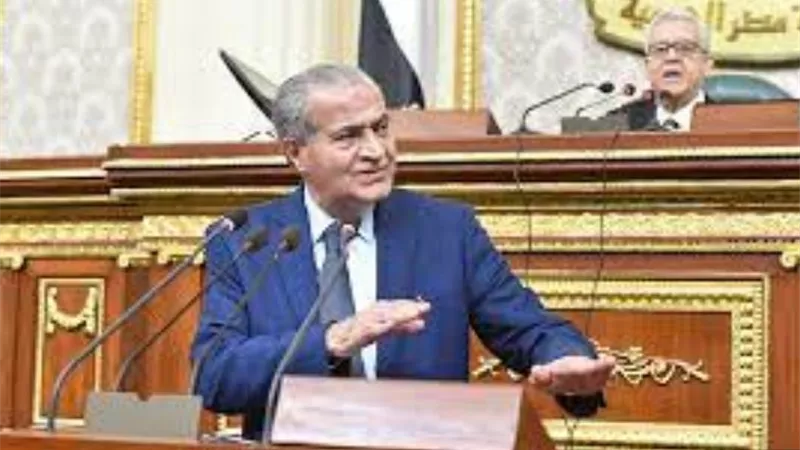 تجار السجاير يخفون المنتجات المصرية ويطلقون شائعات بارتفاع اسعارها