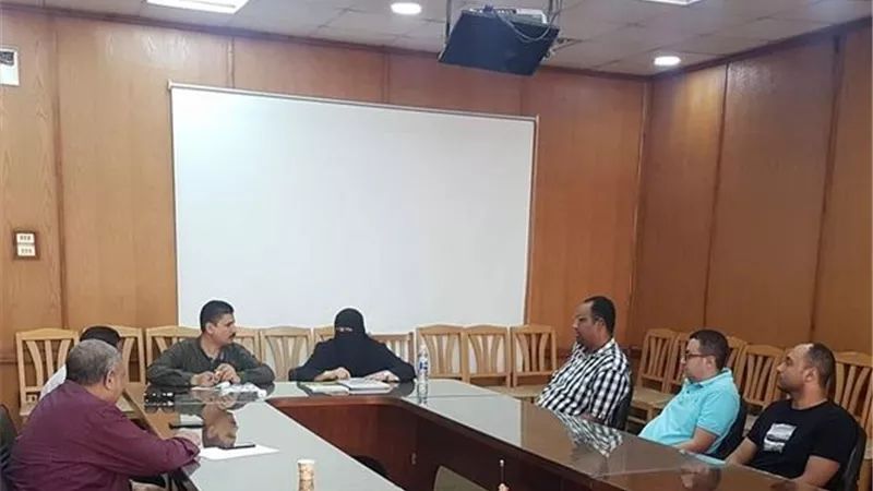 الصحة تناقش أضرار التدخين ومتحورات كورونا بغرفة تجارة الإسماعيلية