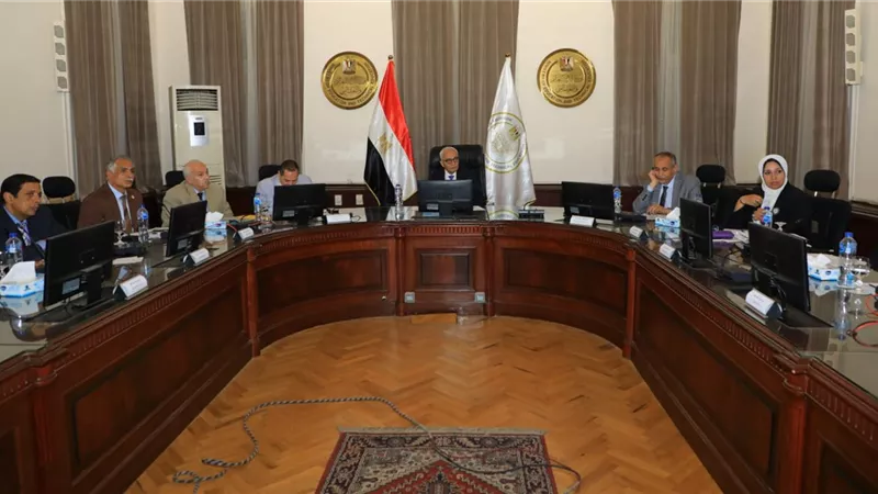 حجازي يترأس اجتماع اللجنة التنفيذية العليا لمدارس المتفوقين STEM