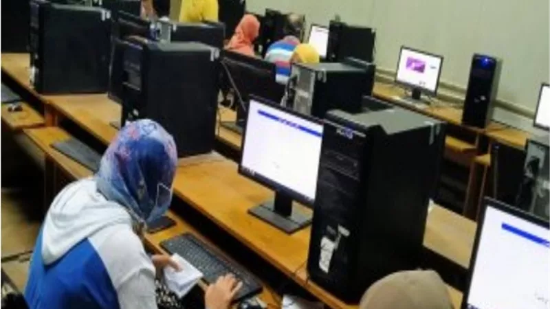 الجامعات تواصل توقيع الكشف الطبي على طلابها الجدد