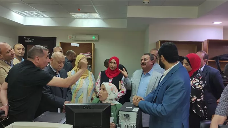 قيادات الضرائب تتفقد مركز كبار القاهرة ثان ومركز المعلومات والتوثيق