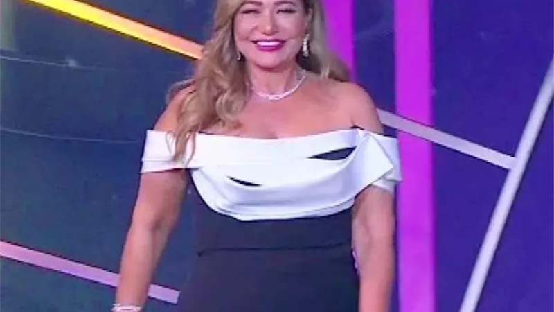 ليلى علوى تتألق من مهرجان القاهرة للدراما .. شاهد