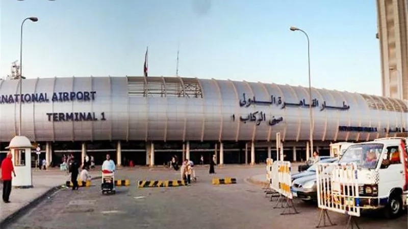 مطار القاهرة يشهد سفر ووصول 60 الف راكبا