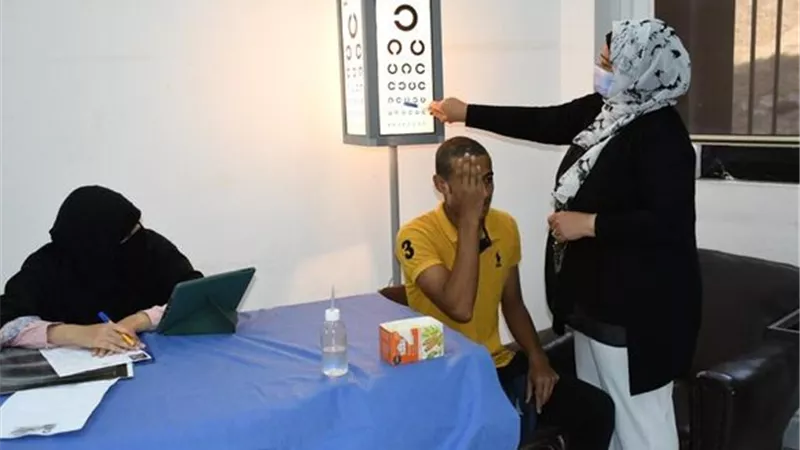 ١١ ألف طالب أجروا الكشف الطبي بجامعة قناة السويس