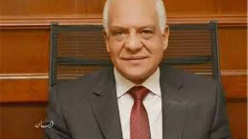 محافظ الجيزة يكافئ رئيس الوحدة المحلية بأبو غالب بمركز ومدينة منشأة