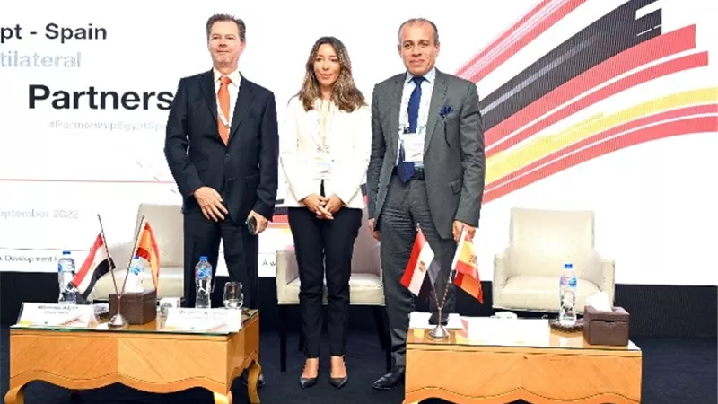 الصناعة: 2.7 مليار يورو حجم التبادل التجارى بين مصروإسبانيا خلال 2021