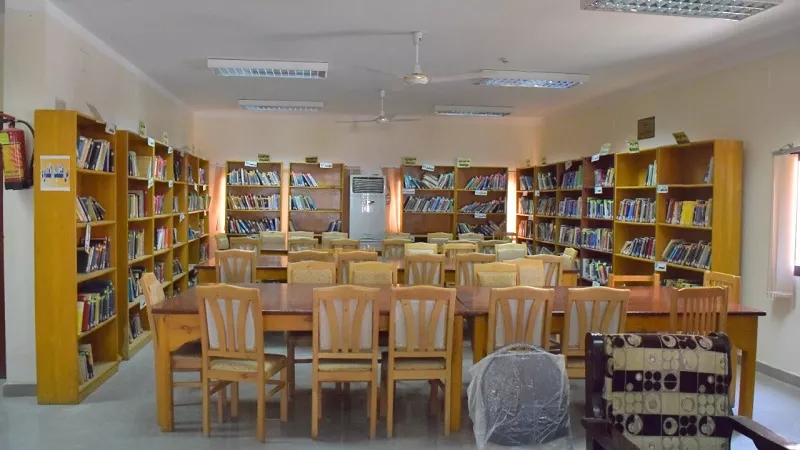 100 ألف طالب جامعى يستعدون للعام الدراسي الجديد