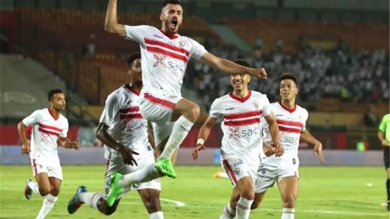 مدافع الزمالك ينتظر حسم مصيره بعد انتهاء إعارته