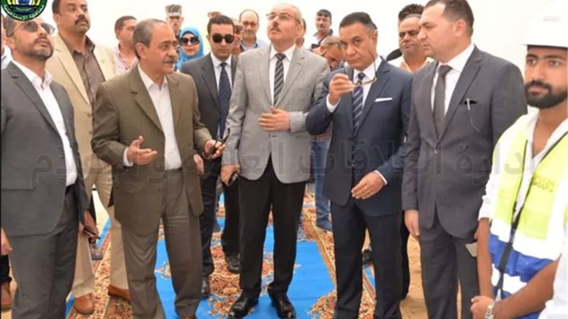 محافظ الإسماعيلية يتفقَّد تشطيبات الإسكان الاقتصادي بالقنطرة غرب.صور