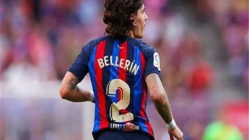 برشلونة يكشف تفاصيل إصابة نجم الفريق