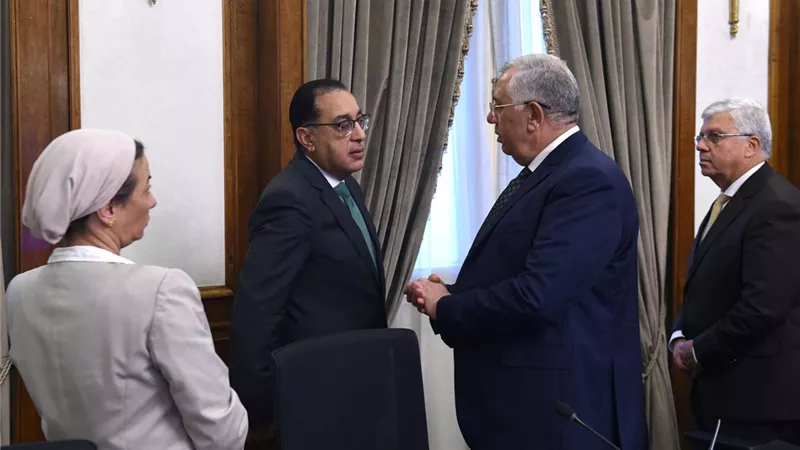وزيرة البيئة تستعرض جهود التعامل مع نوبات تلوث الهواء