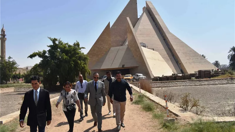 المتحف الاتونى بالمنيا يحتفل باليوم العالمى للسياحة