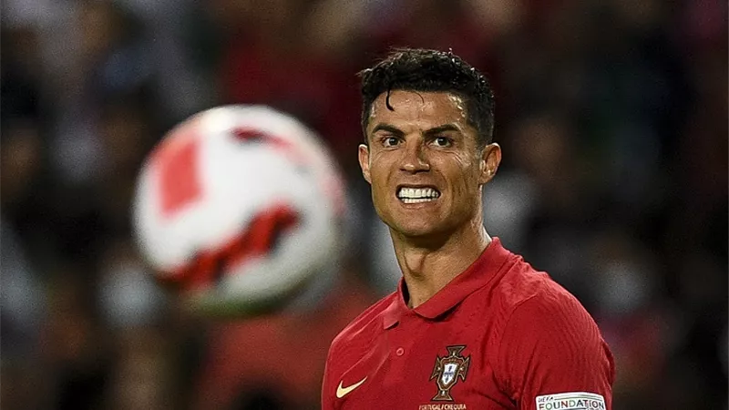 رونالدو فى مرمى النيران قبل كاس العالم 2022