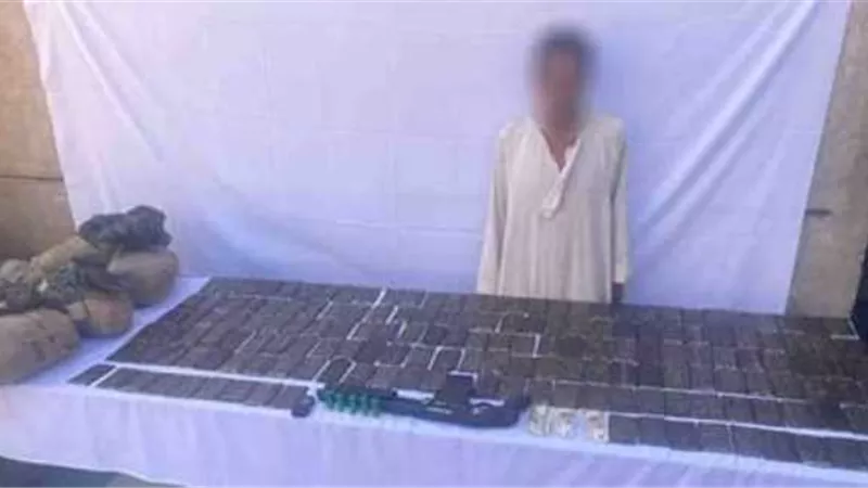 20 كيلو جرام حشيش و 18 كيلو بانجو وسلاح بحوزة عنصر إجرامى بالأقصر