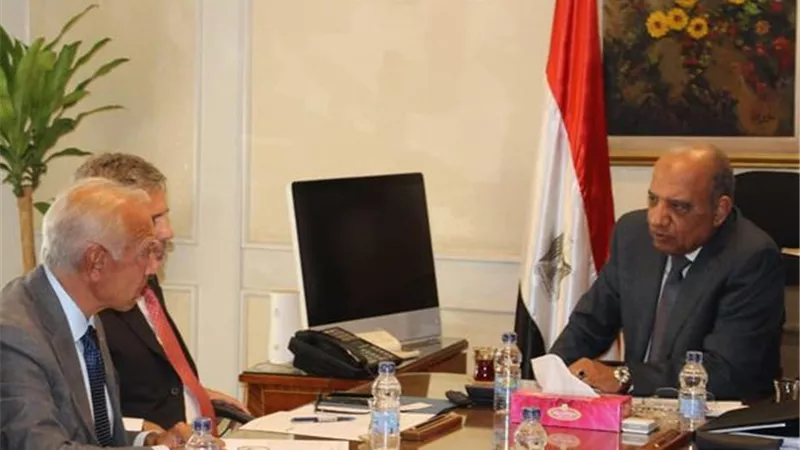 وزير قطاع الأعمال العام: نسعى للتوسع في صناعة إطارات السيارات
