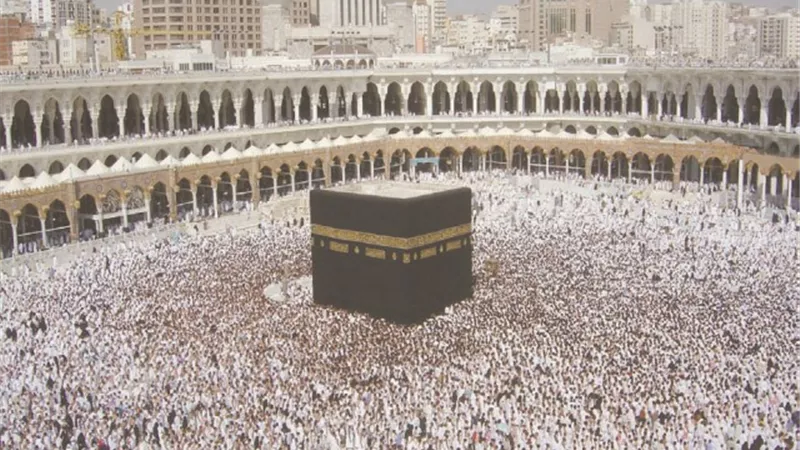 موسم العمرة الجديد ينطلق خلال ساعات