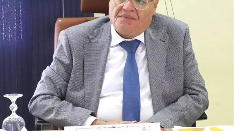 محافظ المنيا يعلن تطبيق مواعيد فتح وغلق المحلات والمطاعم العامة