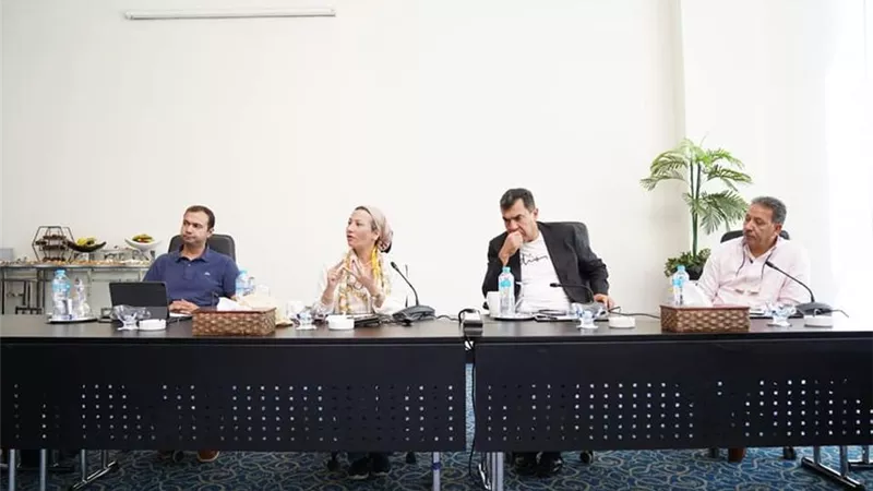 وزيرة البيئة تعقد اجتماعاً موسعاً لمناقشة إدارة المخلفات بشرم الشيخ