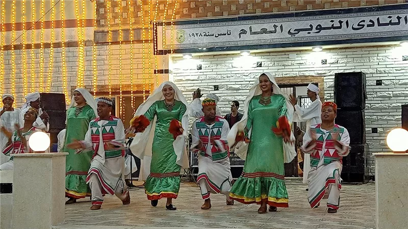 ختام عروض مهرجان الإسماعيلية للفنون الشعبية بالفرح النوبي وكف العرب
