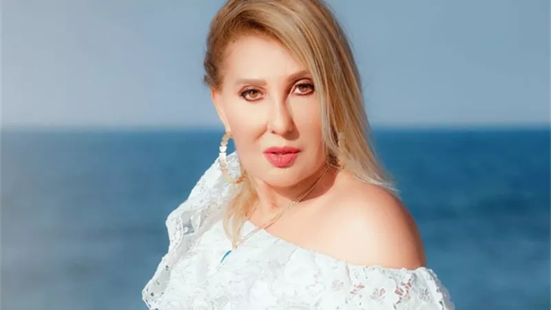 نادية الجندي: 