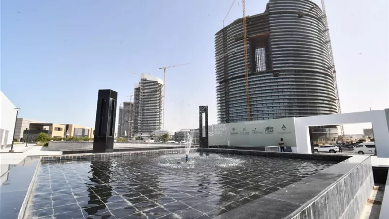 الإسكان تنظم زيارة ميدانية لطلاب الجامعة إلى مدينة العلمين الجديدة