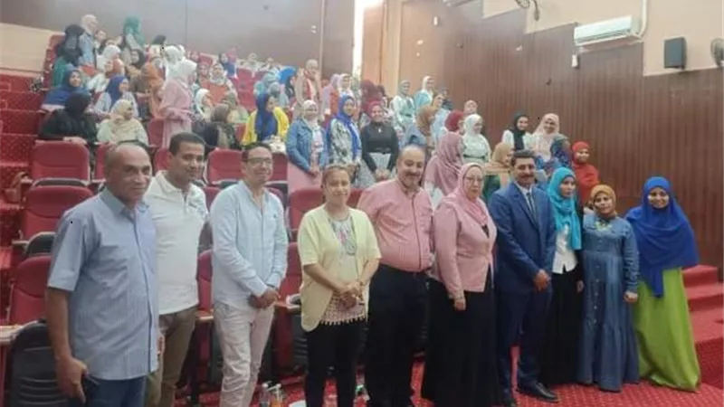 القوى العاملة: أحكام قانون العمل.. ندوة توعوية و تثقيفية بقنا