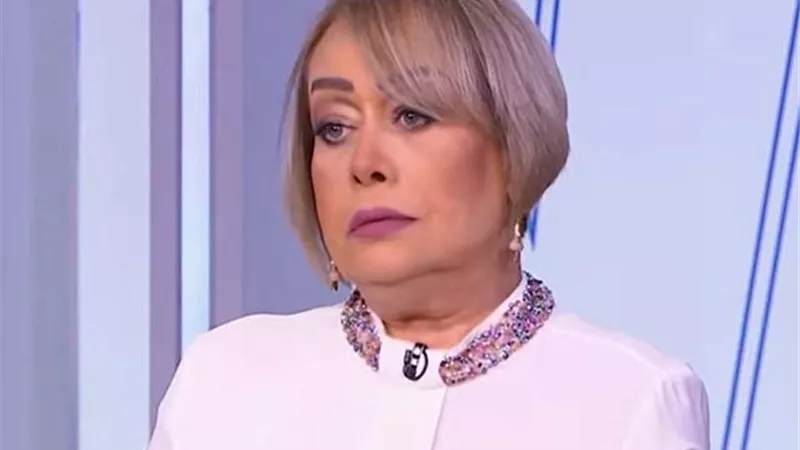 تامر حسني.. طاقة نور علي 