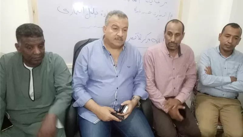 العماري يعقد اجتماع مع أعضاء امانة مستقبل وطن مركز الأقصر