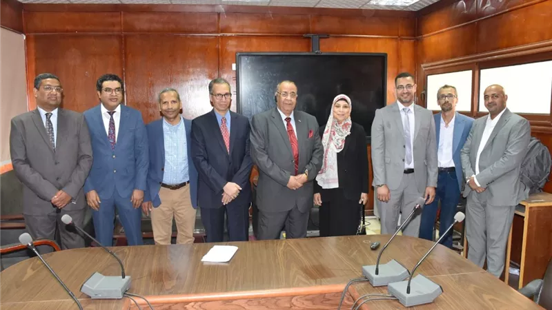 جامعة الأقصر تواصل انعقاد لجان الاستماع للمتقدمين لوظائف هيئة التدريس
