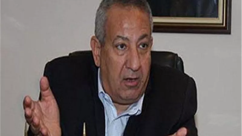 أبو على ينفى انباء ايقاف النادى المصري عن قيد لاعبيه الجدد