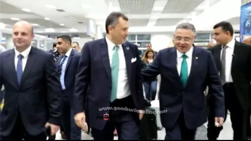 محافظ البحر الأحمر يستقبل وزير الآثار بمطار الغردقة الدولي