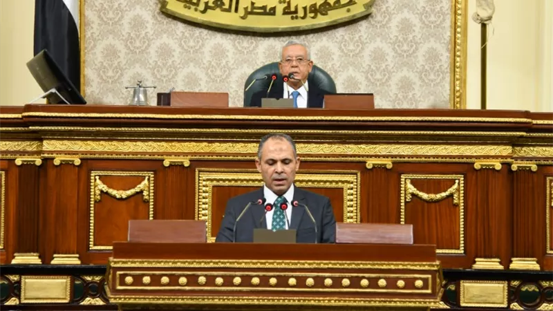 رئيس النواب يحيل عدد من القرارات خلال الجلسة العامة للبرلمان