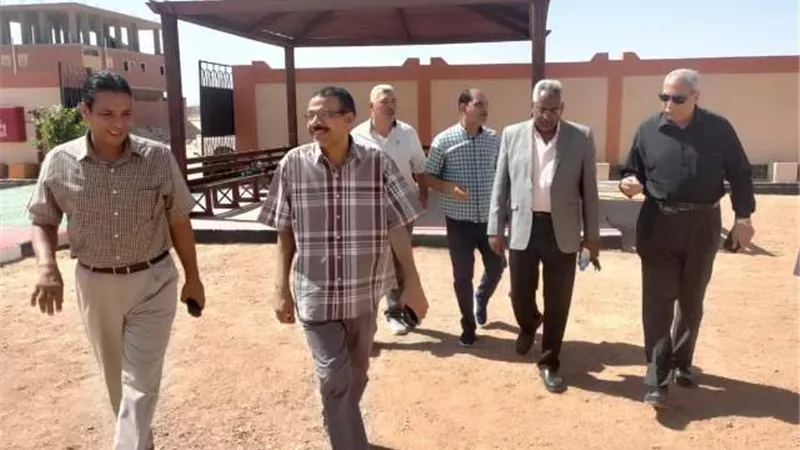 مدرسة زينب عوض تتجمل لإستقبال العام الدراسي فى الغردقة