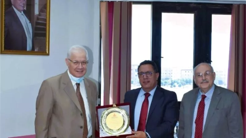 أمين عام اتحاد مجالس البحث العلمى العربية فى الجامعة المصرية الروسية