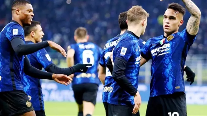 انتر ميلان امام روما.. مواعيد مباريات الدورى الايطالى اليوم 1-10-2022